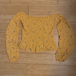 Hollister Off Shoulder Yellow Long Sleeve Top, Medium